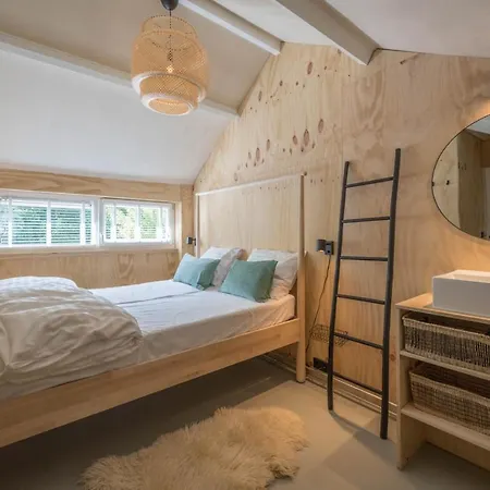 't Vrijhofje, Stijlvolle Vakantiewoning Nabij En Duinen Warmenhuizen