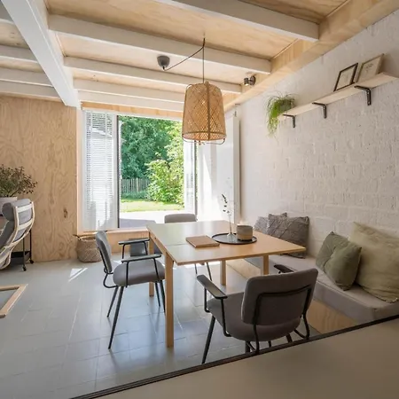 't Vrijhofje, Stijlvolle Vakantiewoning Nabij En Duinen Warmenhuizen