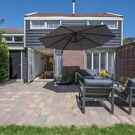 't Vrijhofje, Stijlvolle Vakantiewoning Nabij En Duinen